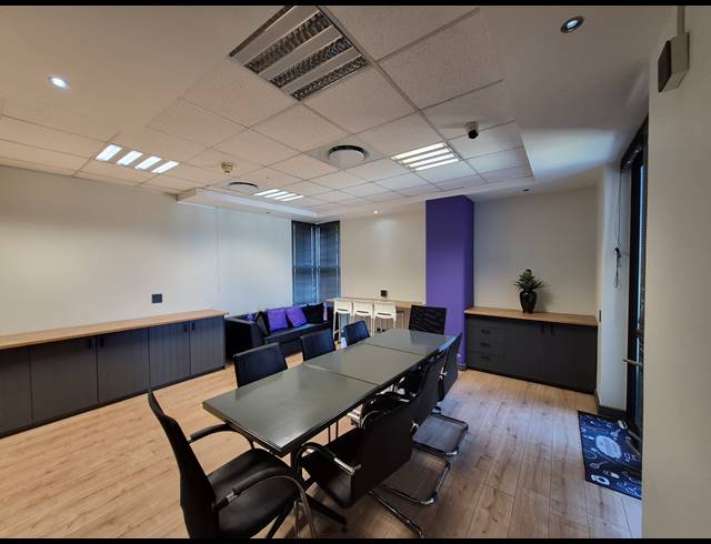412M² OFFICE TO LET IN SANDTON CENTRAL